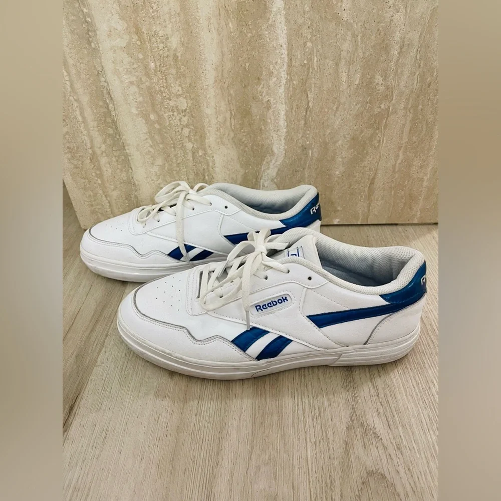 Reebok White and Blue Classic Sneakers - Picture 4 of 9